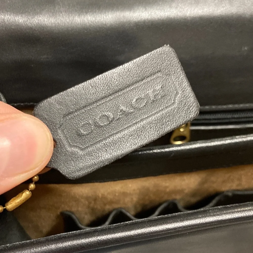 Coach Diplomat attache No G8Z-5353, black leather, gold tone hardware, briefcase